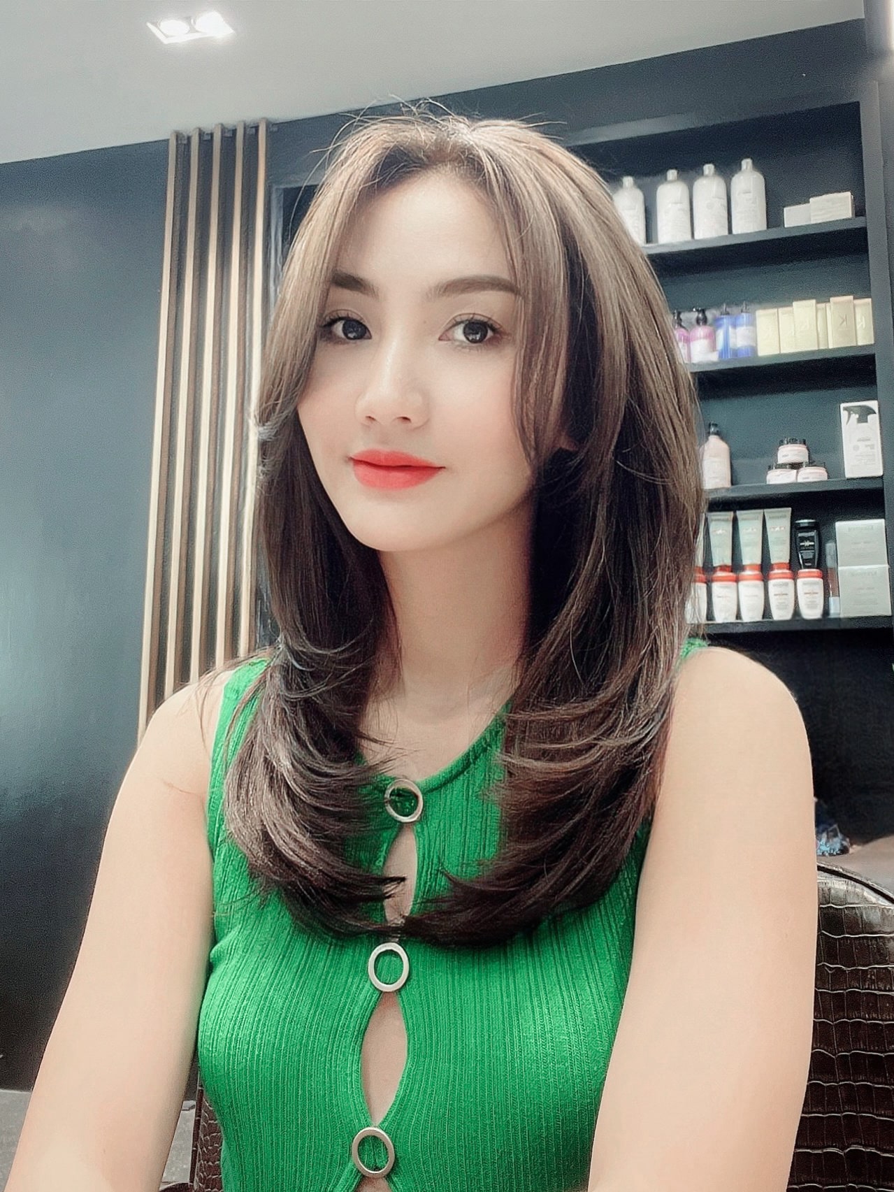 Tóc lỡ - Medium Hair